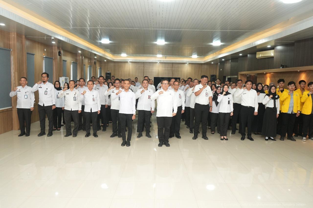 Upacara Harlah 5